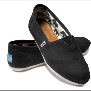 Black Toms